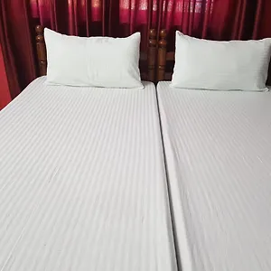  Hotel Ellikkal Residency